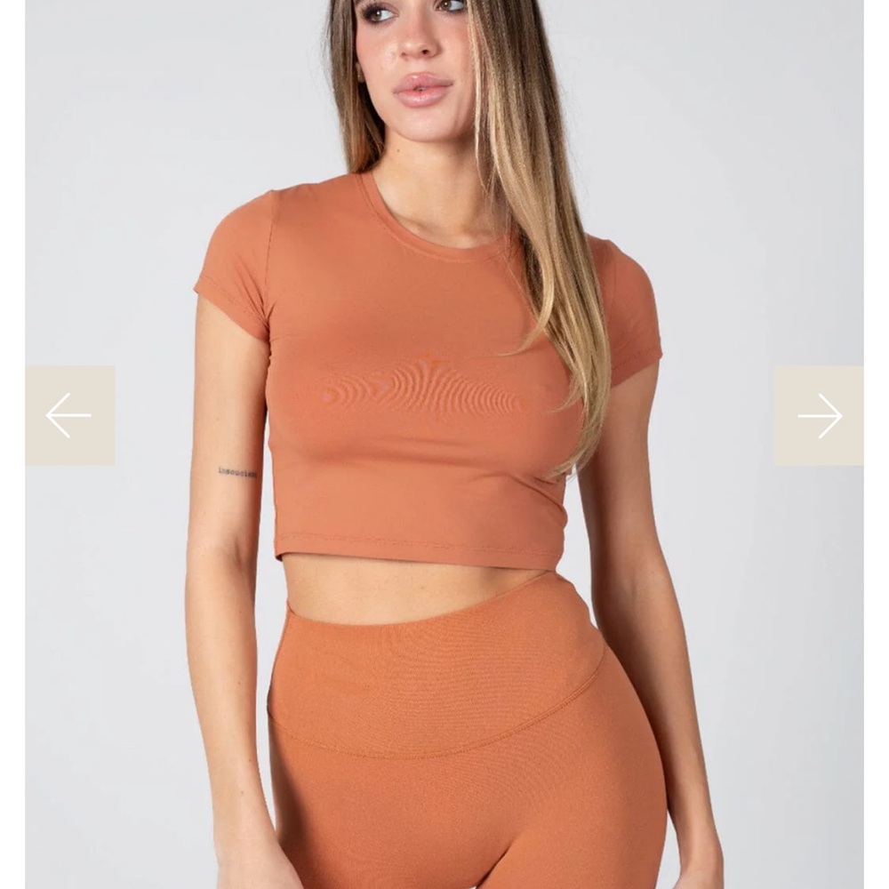 Paragon cropped short sleeve